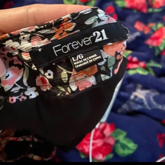 ADORABLE FLORAL SUMMER DRESS - Picture 4 of 5